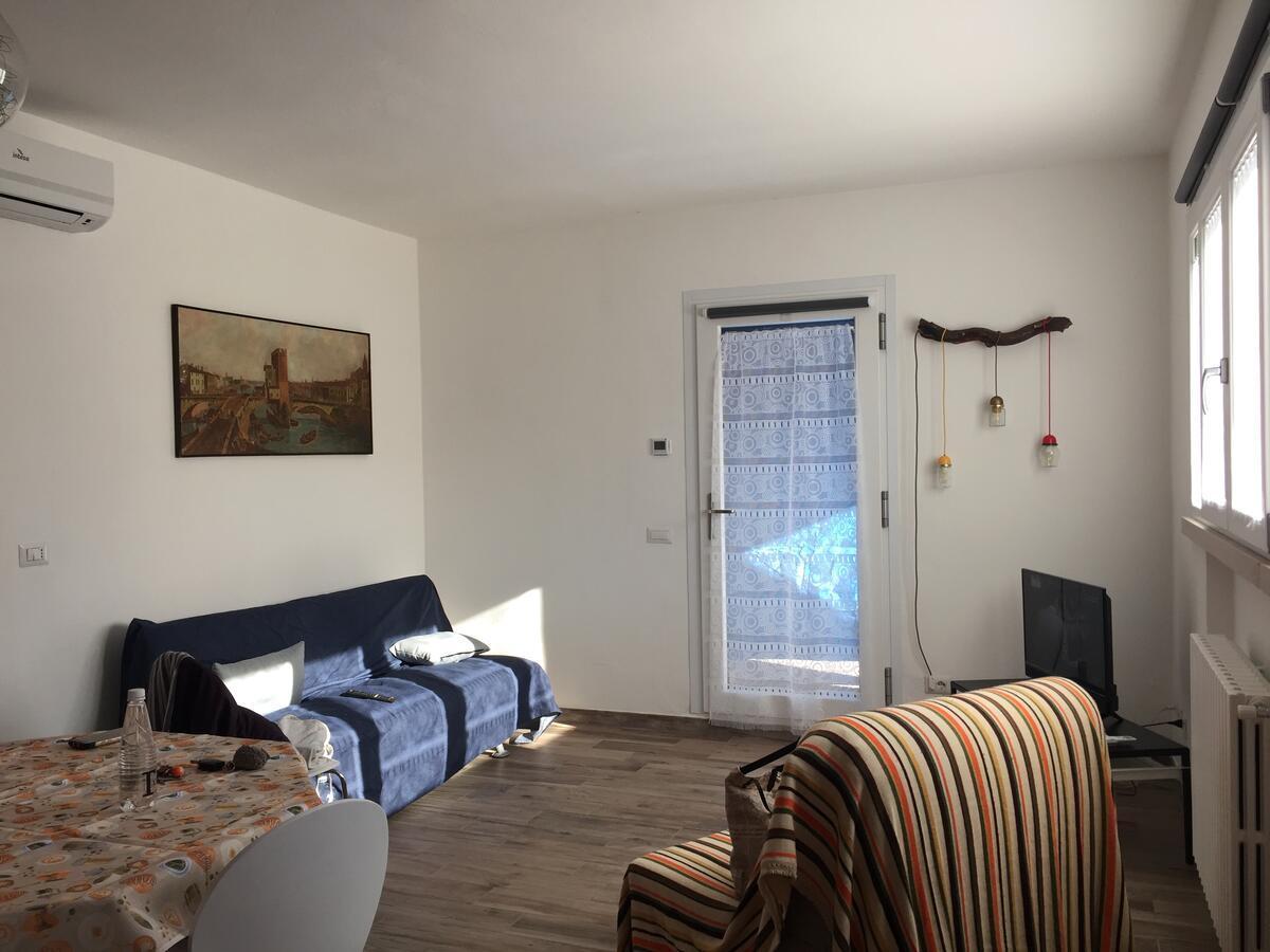 Ferienwohnung Gioiasulgarda Peschiera del Garda Exterior foto